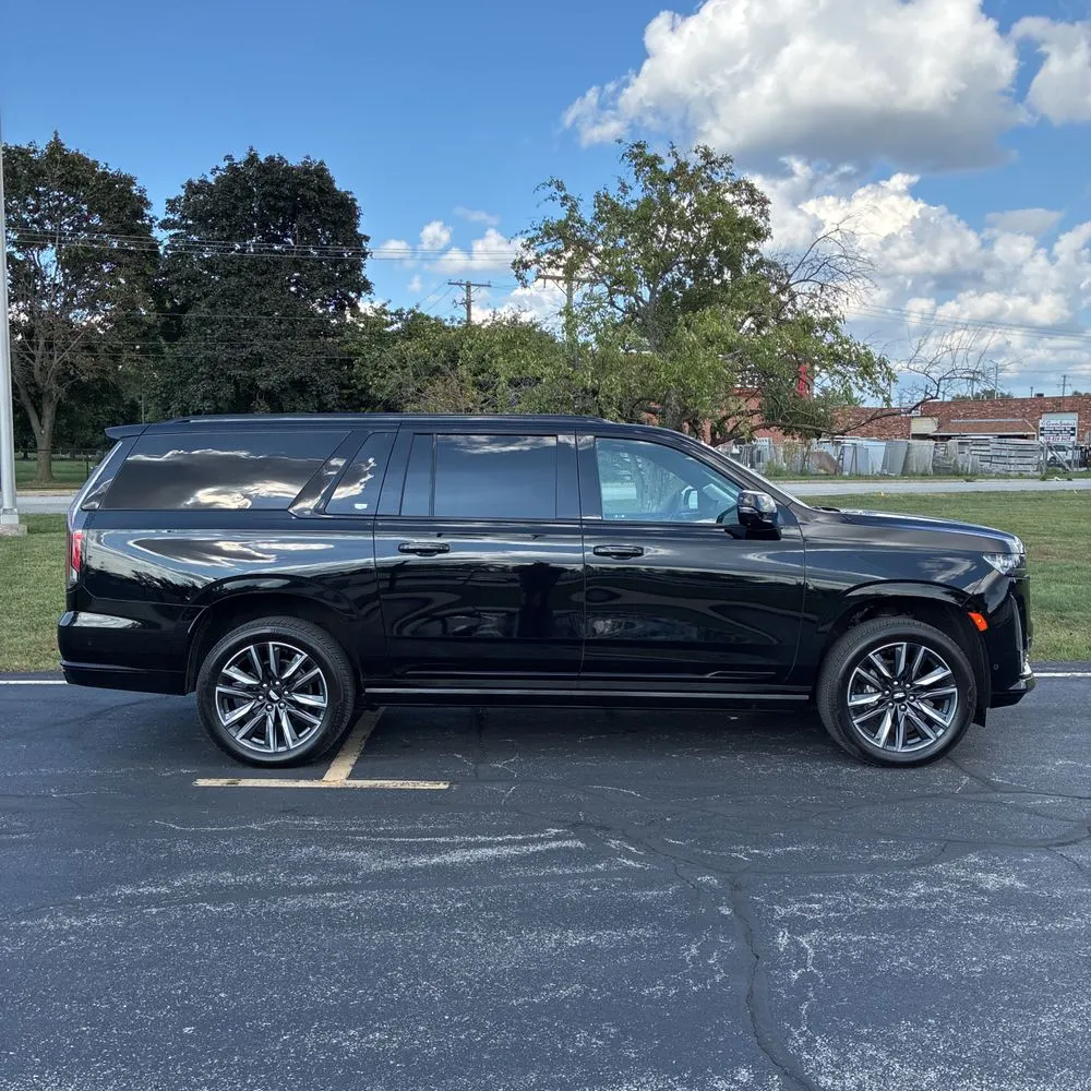 2022 Cadillac Escalade ESV Sport Platinum