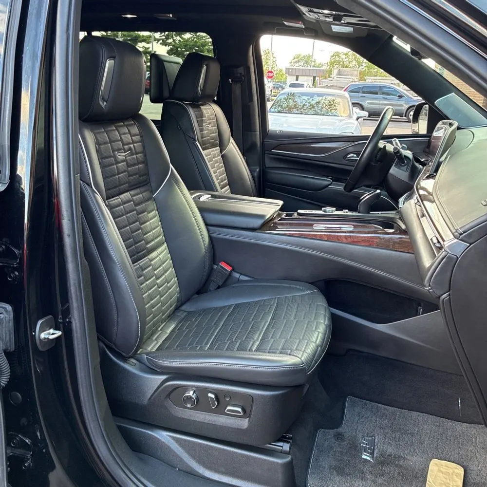2022 Cadillac Escalade ESV Sport Platinum