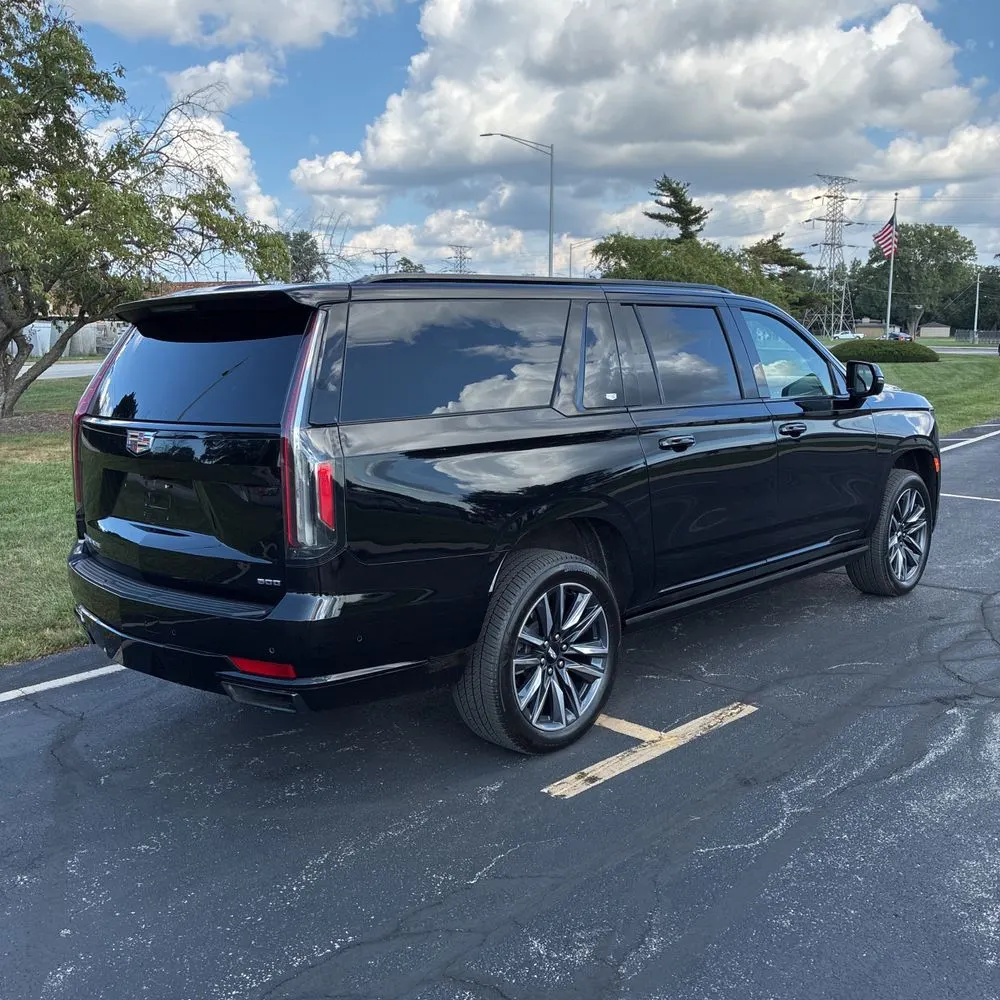 2022 Cadillac Escalade ESV Sport Platinum