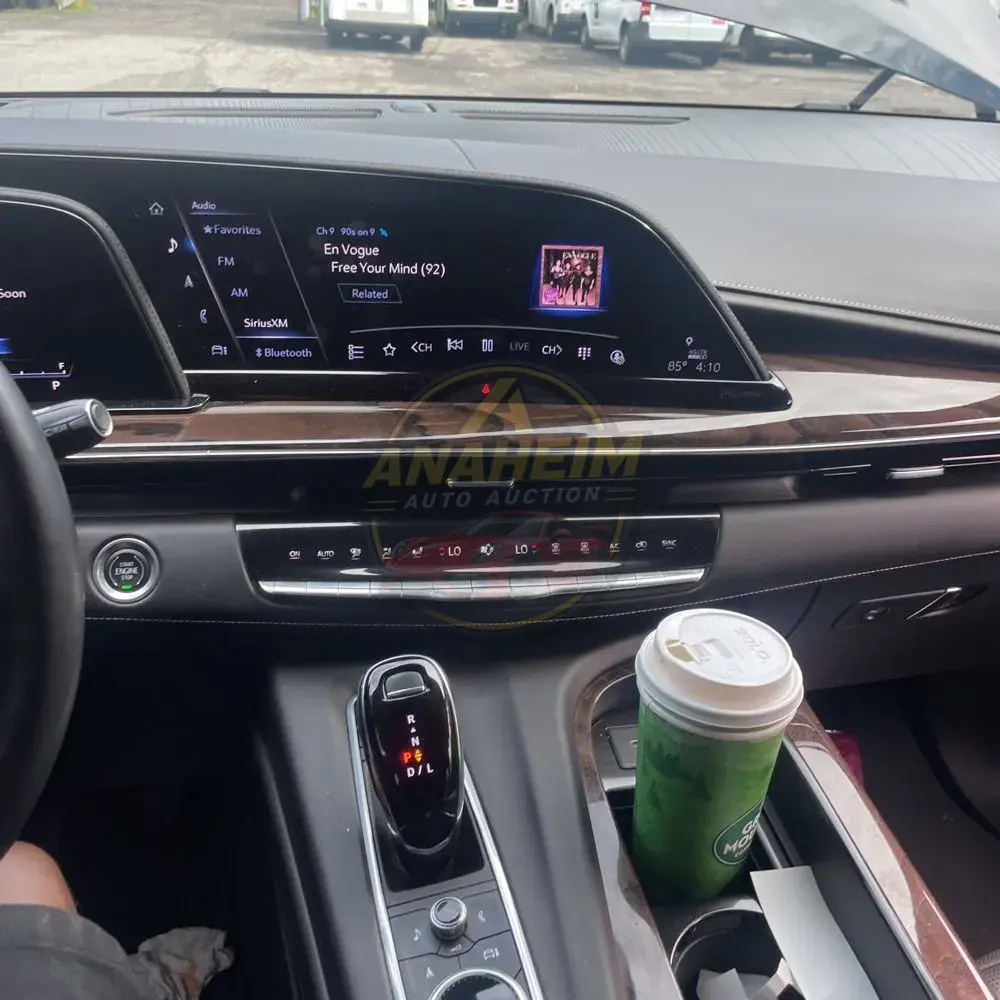 2022 Cadillac Escalade ESV Sport Platinum