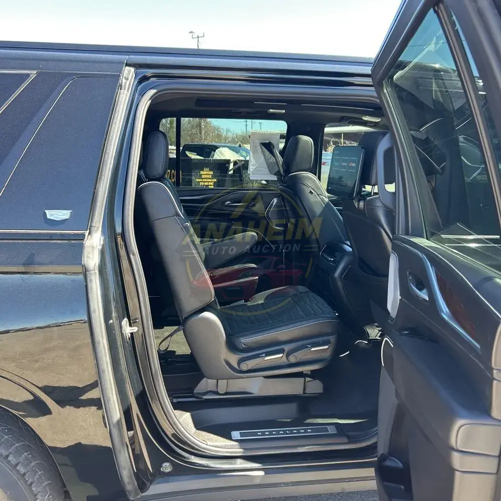 2023 Cadillac Escalade ESV Sport Platinum