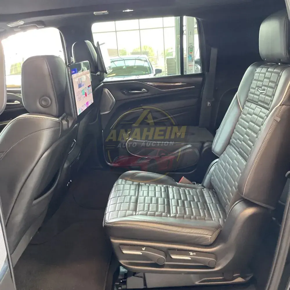 2023 Cadillac Escalade ESV Sport Platinum