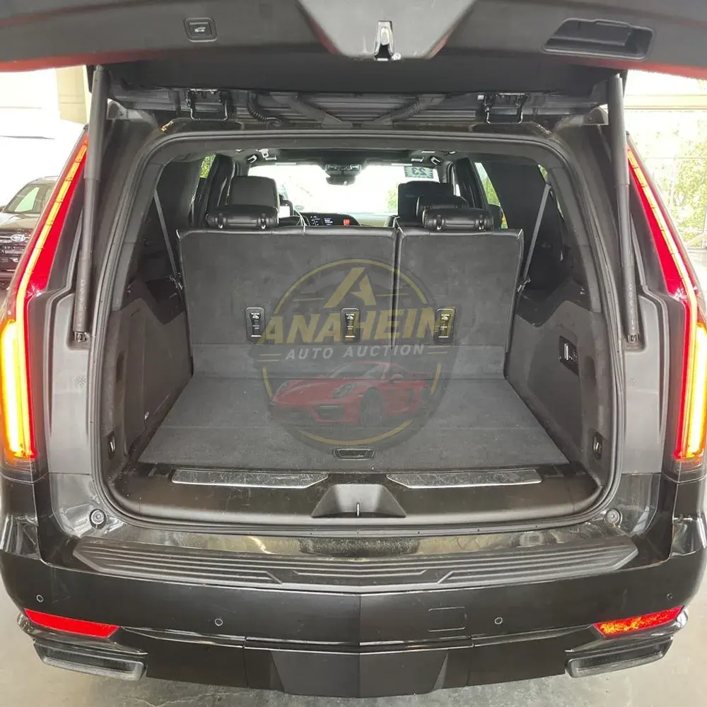 2023 Cadillac Escalade ESV Sport Platinum