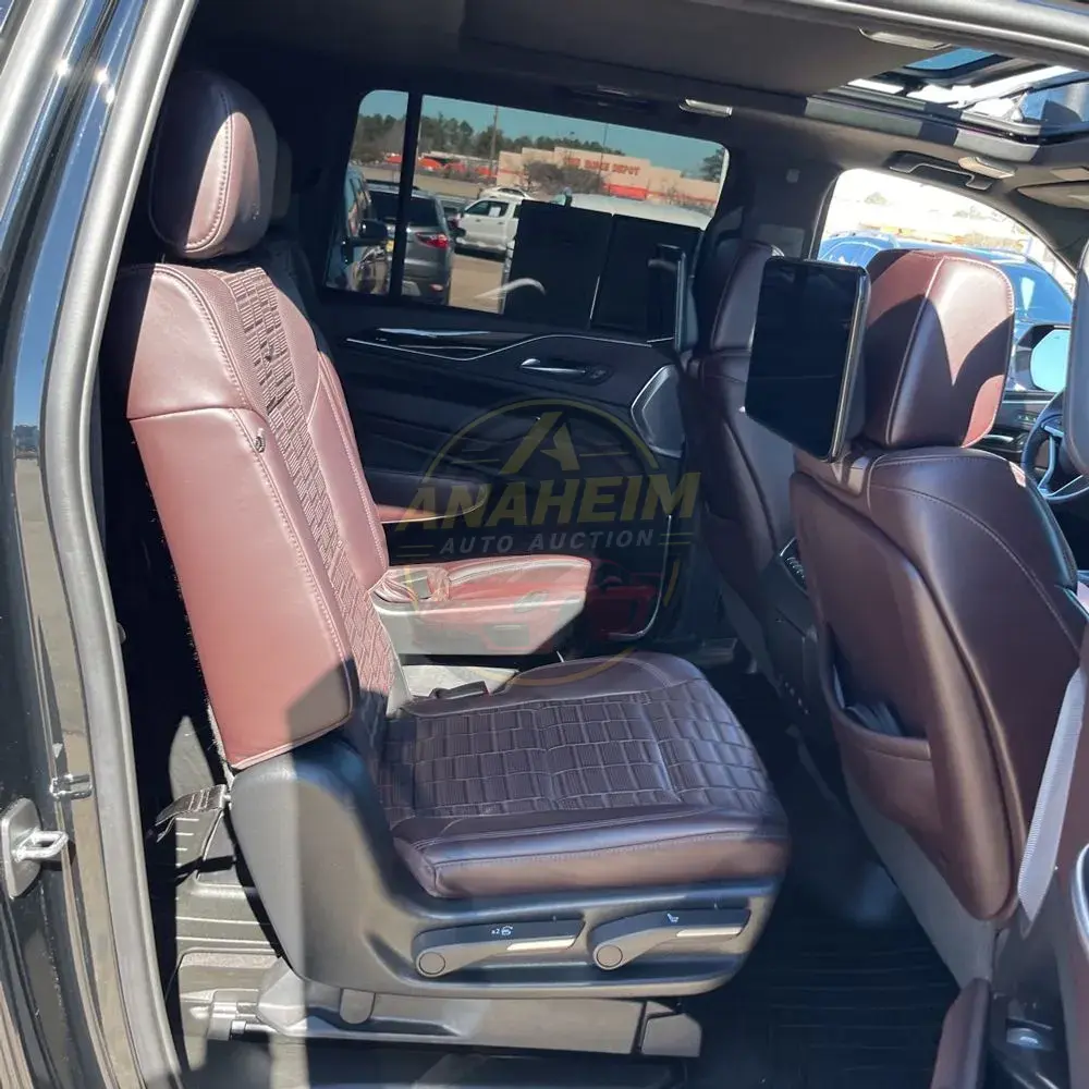 2023 Cadillac Escalade ESV Sport Platinum