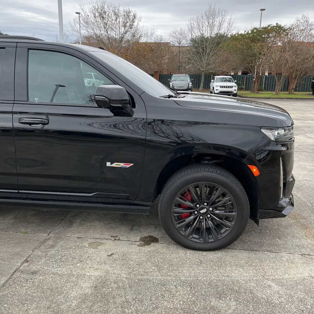 2023 Cadillac Escalade-V ESV Base