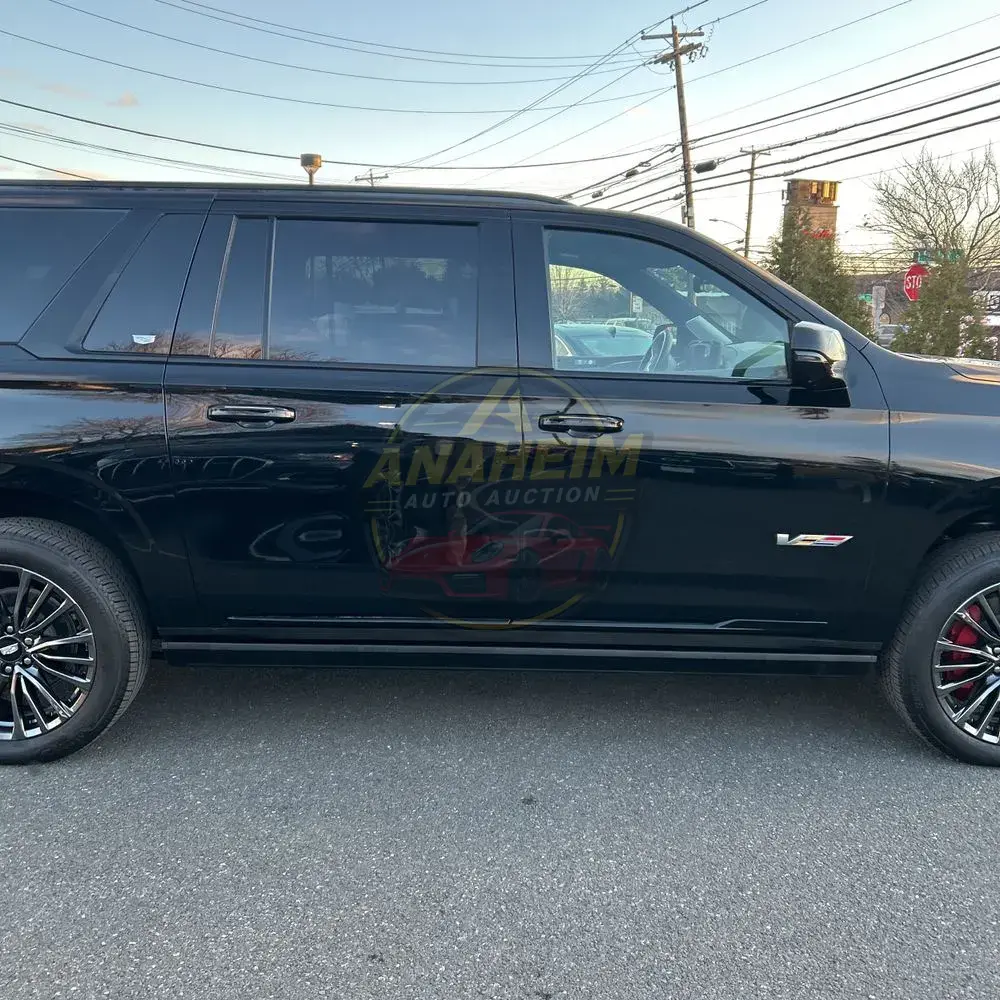 2024 Cadillac Escalade-V ESV Base