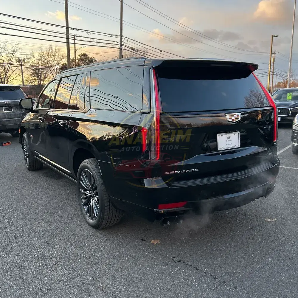 2024 Cadillac Escalade-V ESV Base