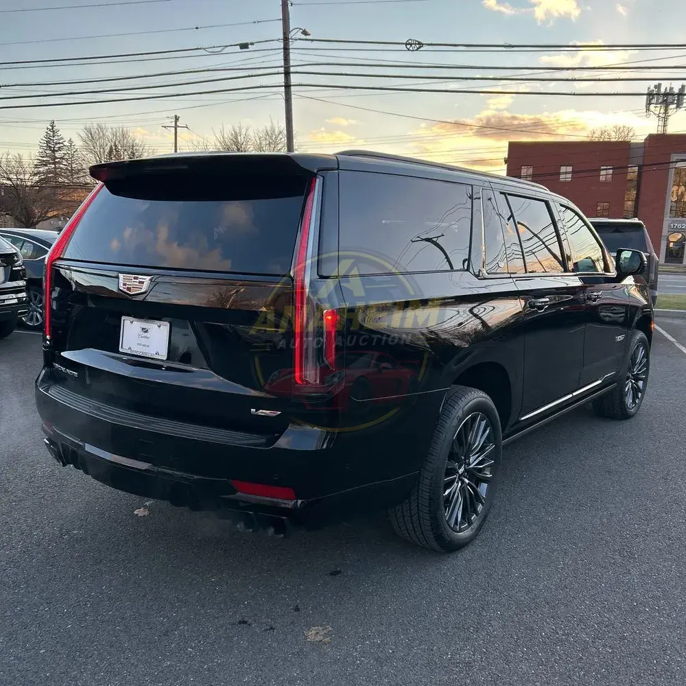 2024 Cadillac Escalade-V ESV Base