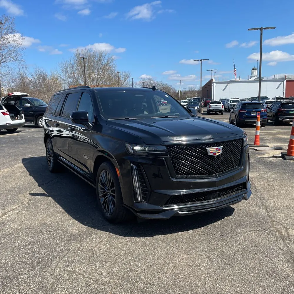 2023 Cadillac Escalade-V ESV Base