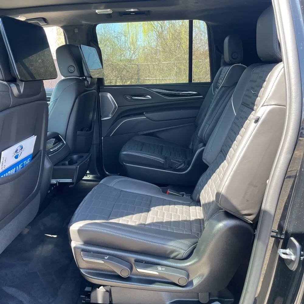 2023 Cadillac Escalade-V ESV Base