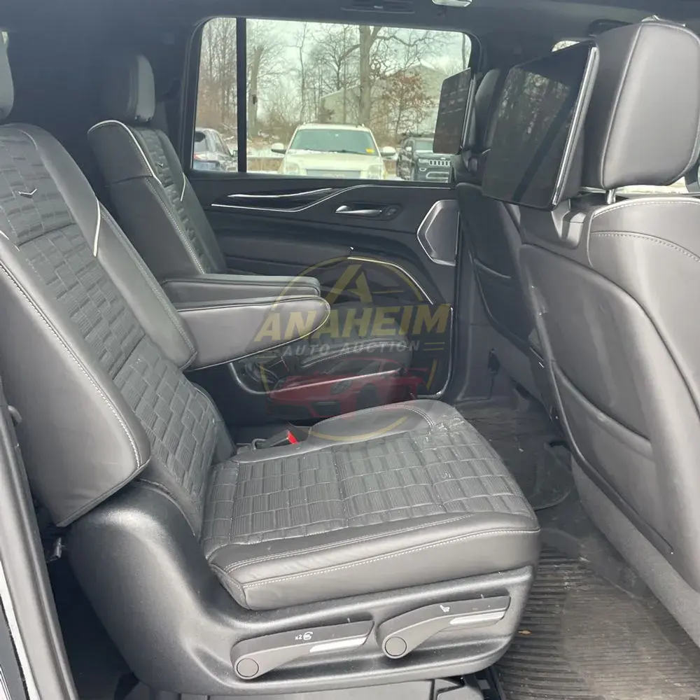 2023 Cadillac Escalade-V ESV Base