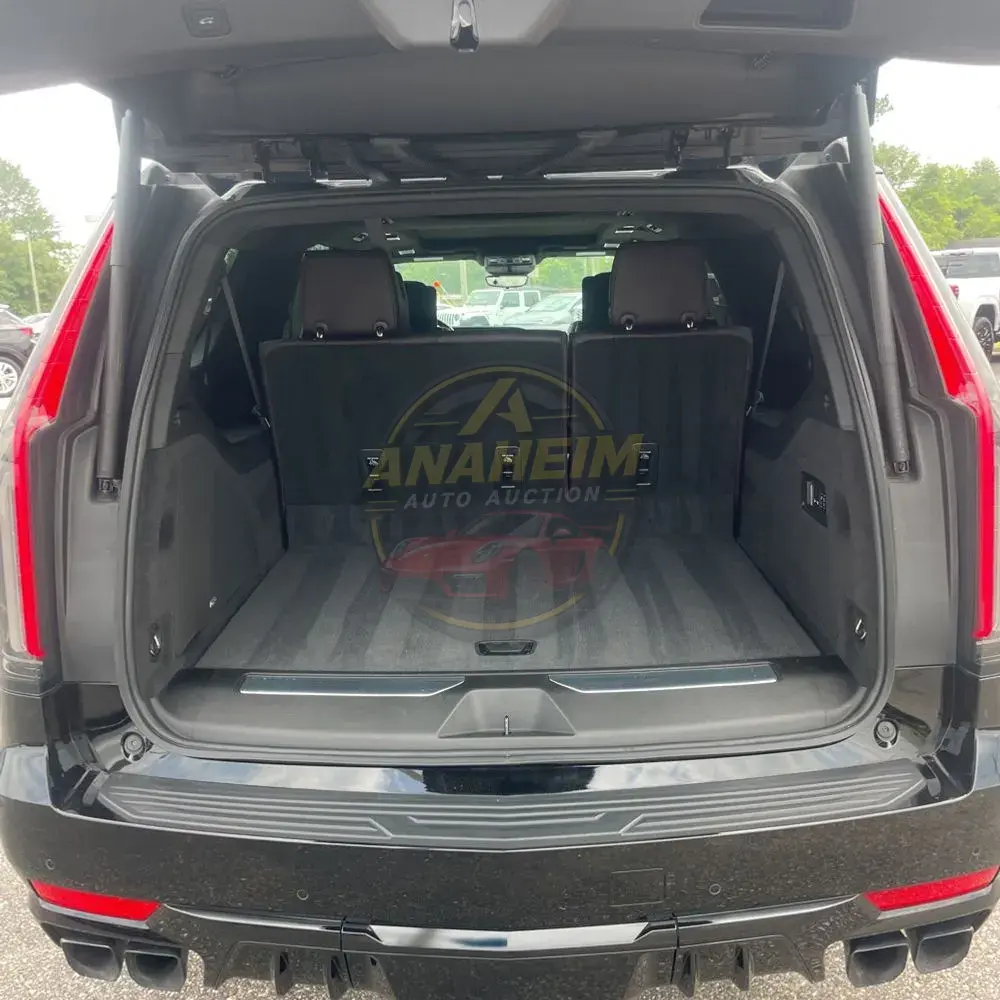 2023 Cadillac Escalade-V ESV Base