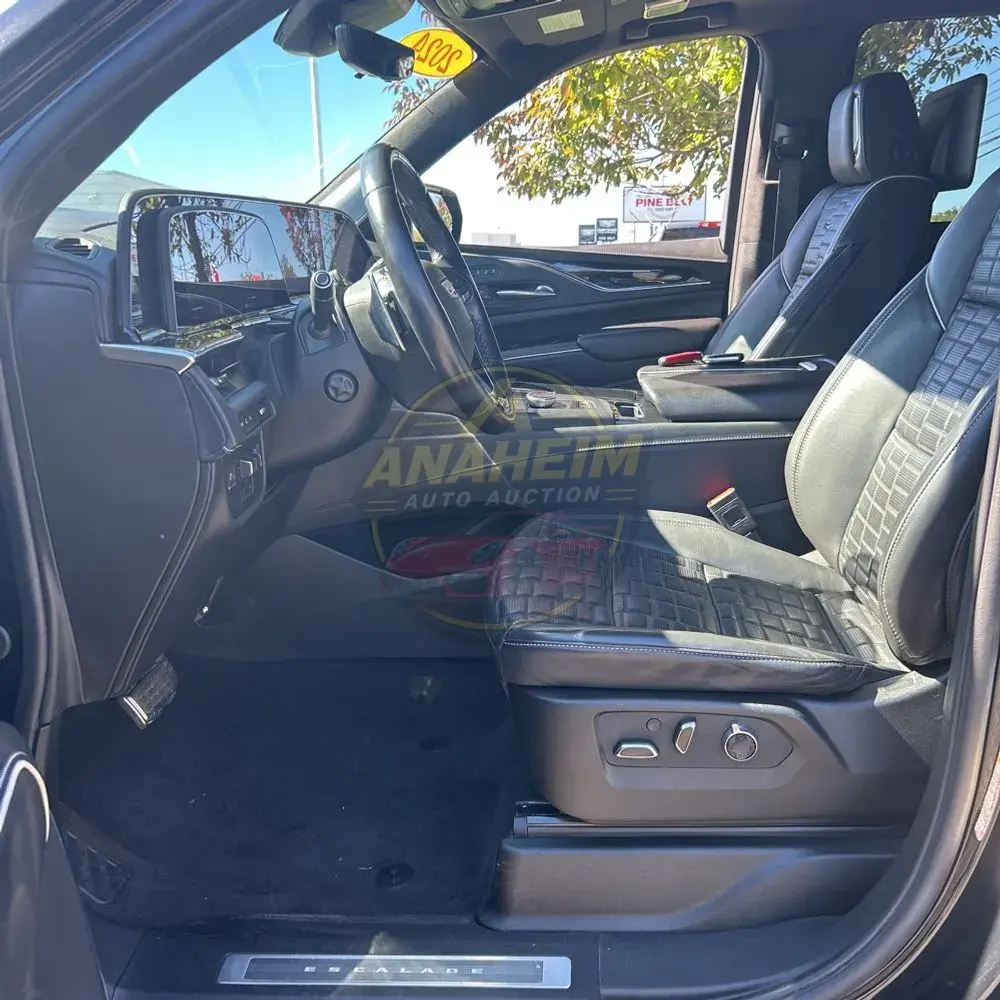 2024 Cadillac Escalade-V ESV Base
