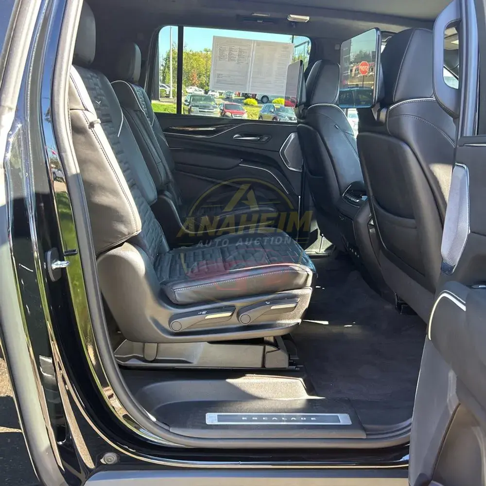 2024 Cadillac Escalade-V ESV Base