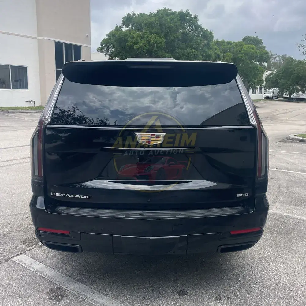 2025 Cadillac Escalade Sport Platinum