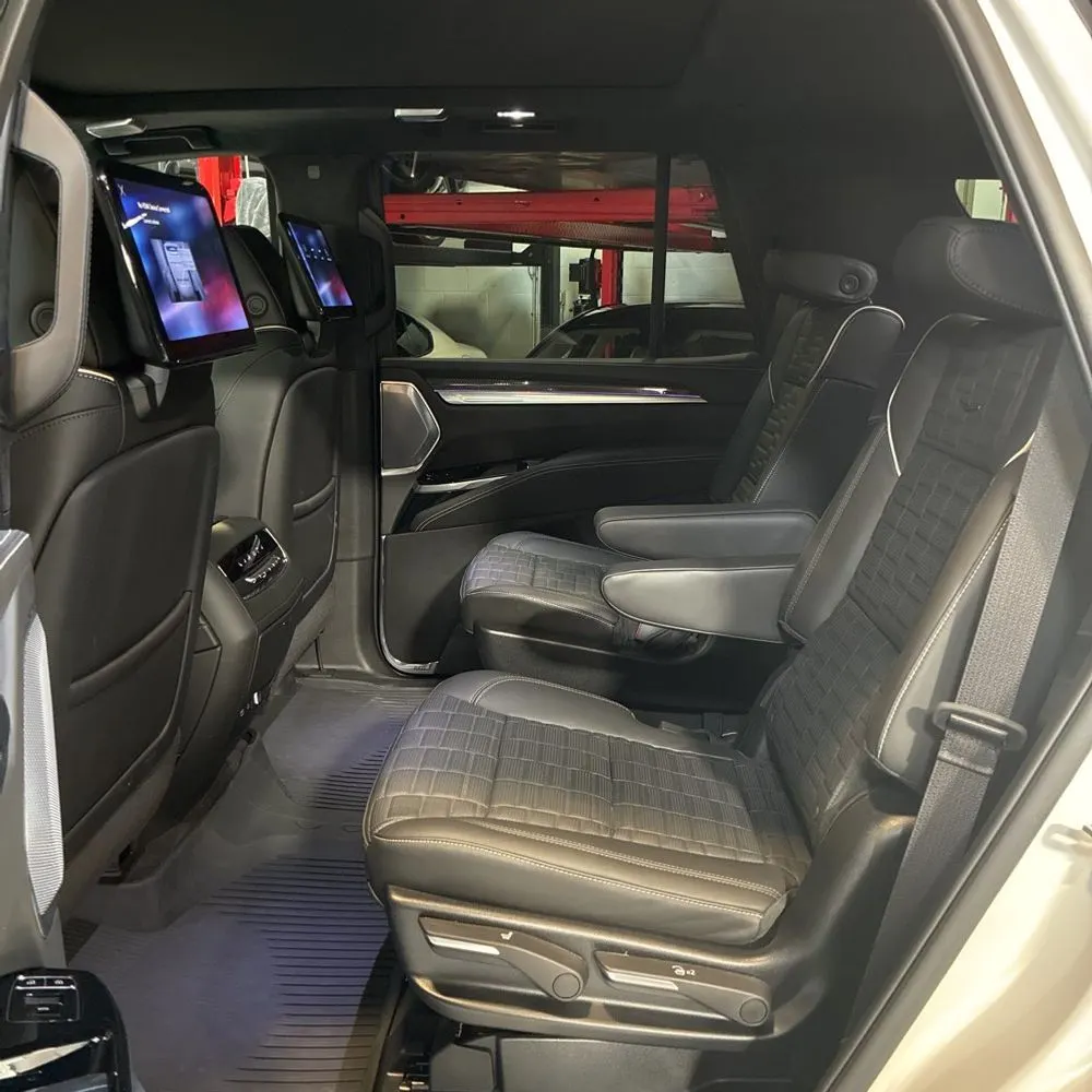 2025 Cadillac Escalade-V Base