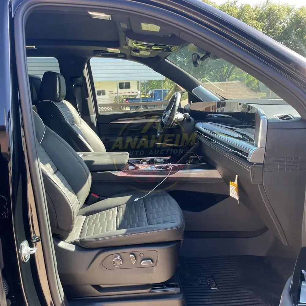 2025 Cadillac Escalade-V Base