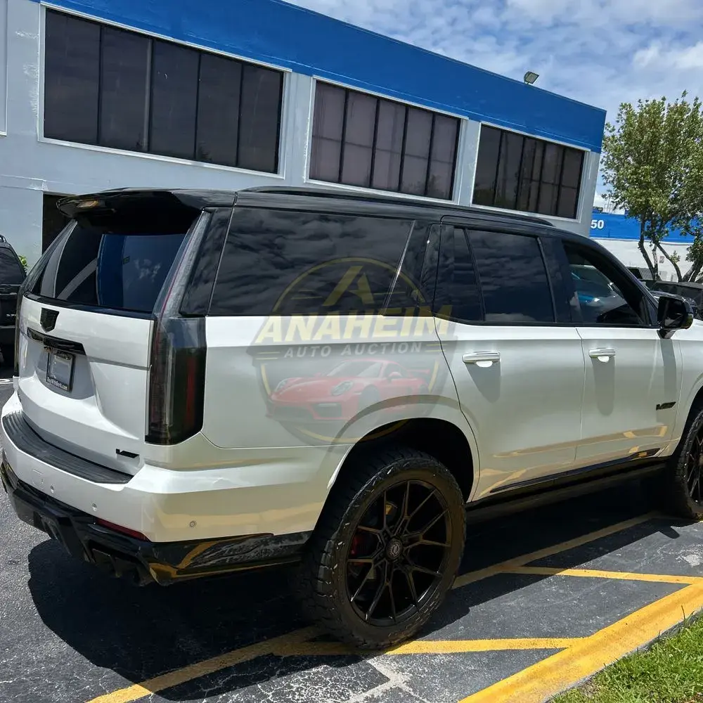 2025 Cadillac Escalade-V Base
