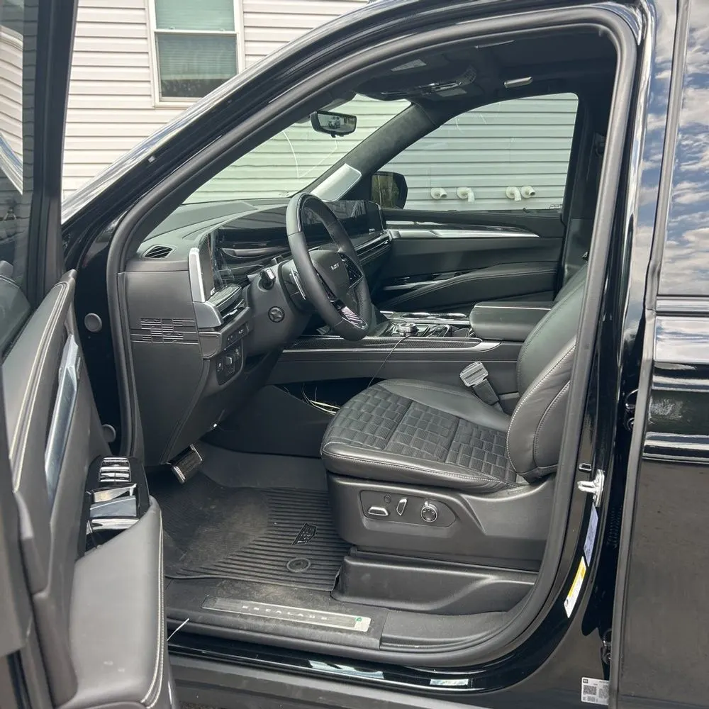 2026 Cadillac Escalade-V ESV Base