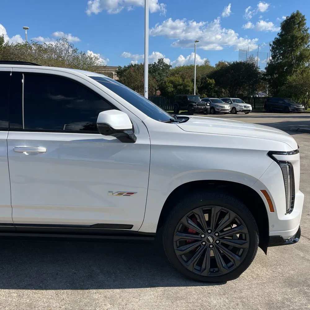 2025 Cadillac Escalade-V ESV