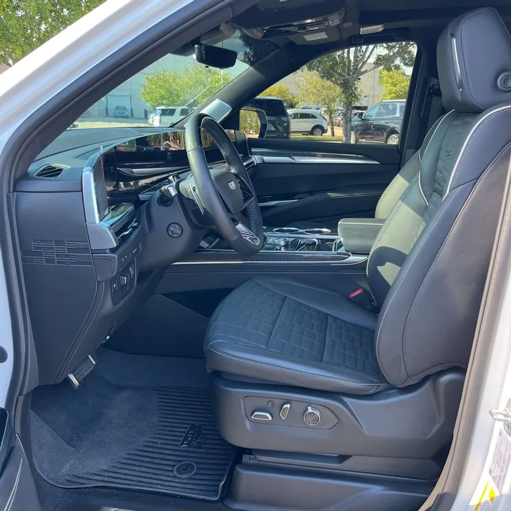 2025 Cadillac Escalade-V ESV