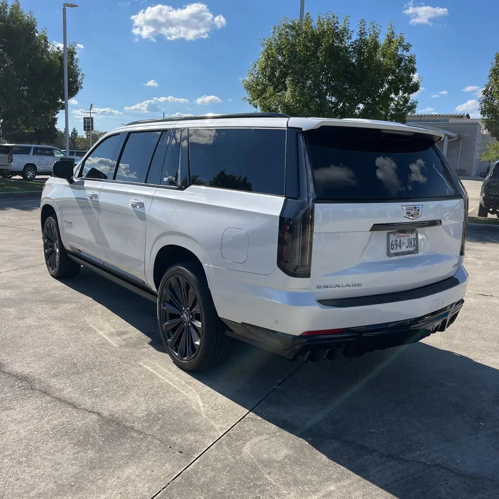 2025 Cadillac Escalade-V ESV