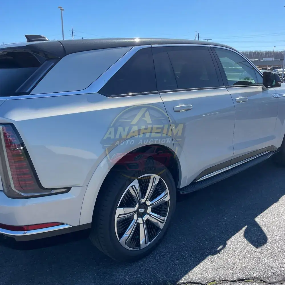 2025 Cadillac Escalade IQ Luxury 1