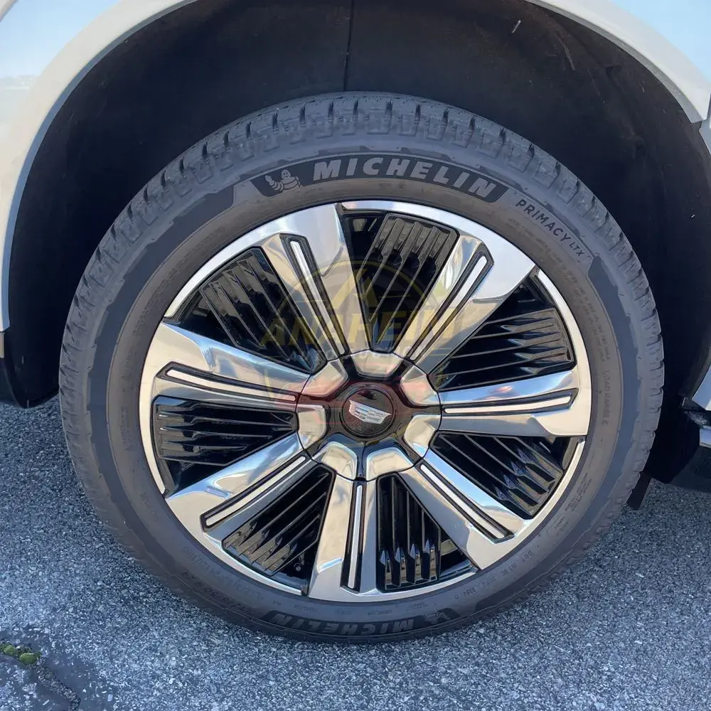 2025 Cadillac Escalade IQ Luxury 1