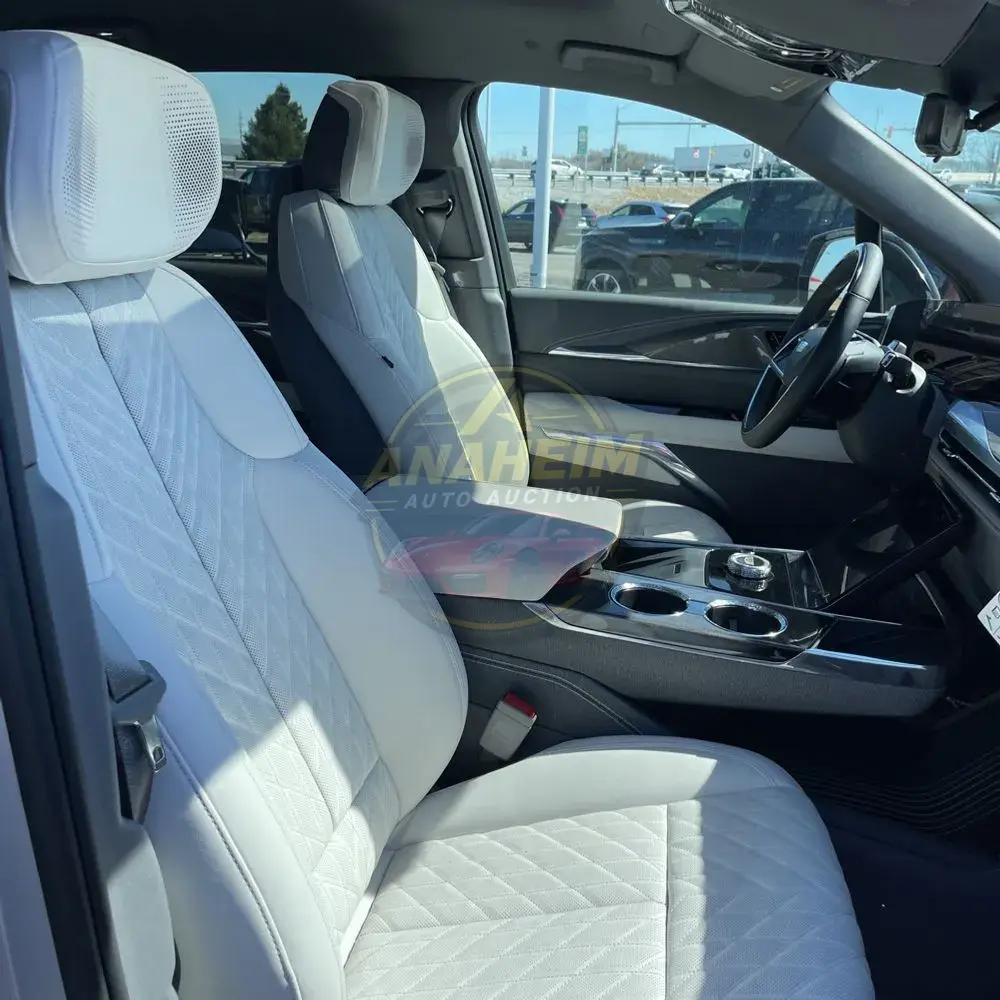 2025 Cadillac Escalade IQ Luxury 1