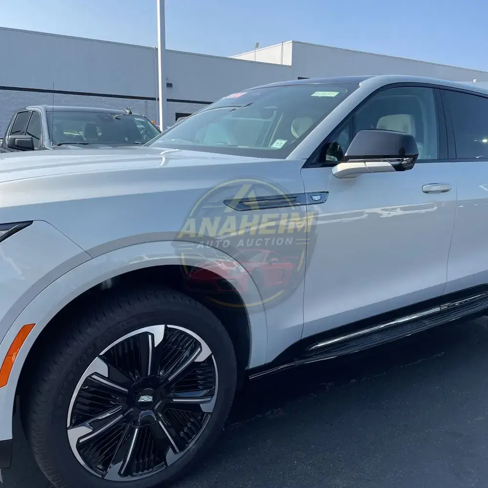 2025 Cadillac Escalade IQ Sport 1