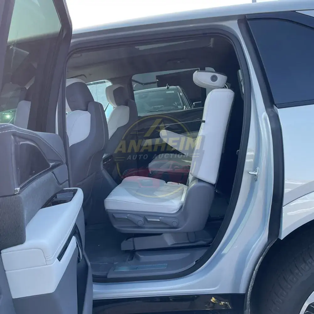 2025 Cadillac Escalade IQ Sport 1