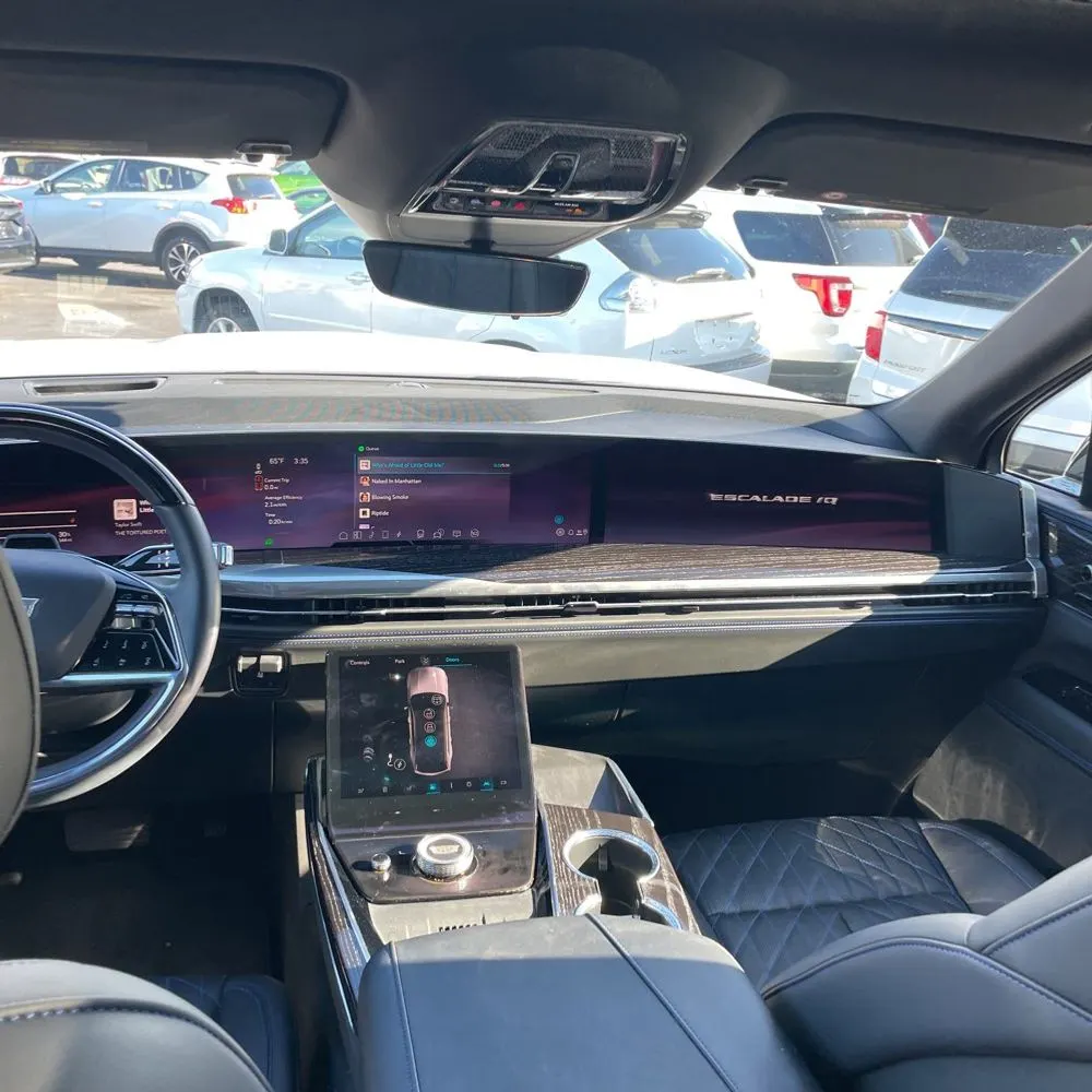 2025 Cadillac Escalade IQ Sport 1