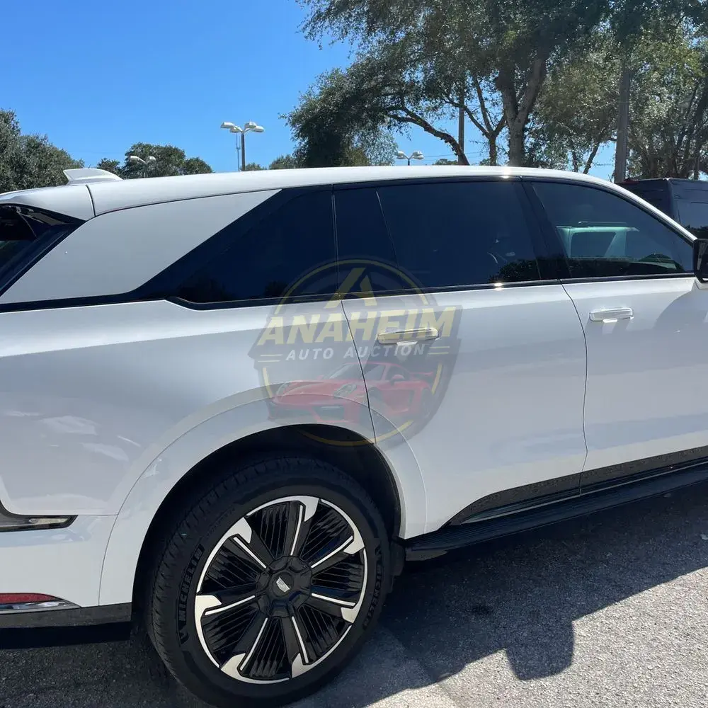 2025 Cadillac Escalade IQ Sport 1