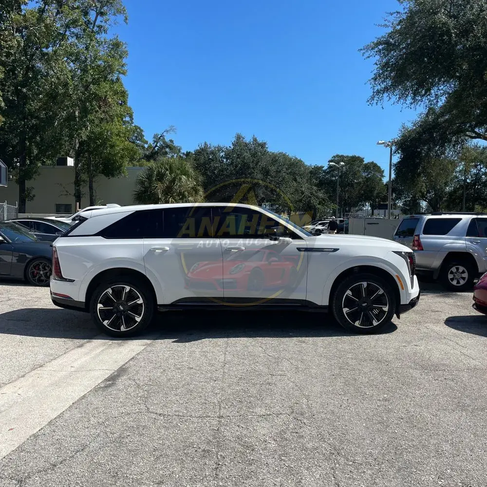 2025 Cadillac Escalade IQ Sport 1