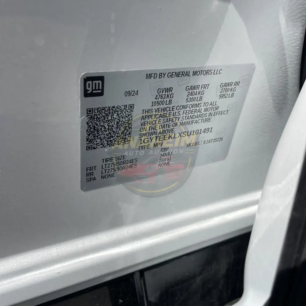 2025 Cadillac Escalade IQ Sport 1