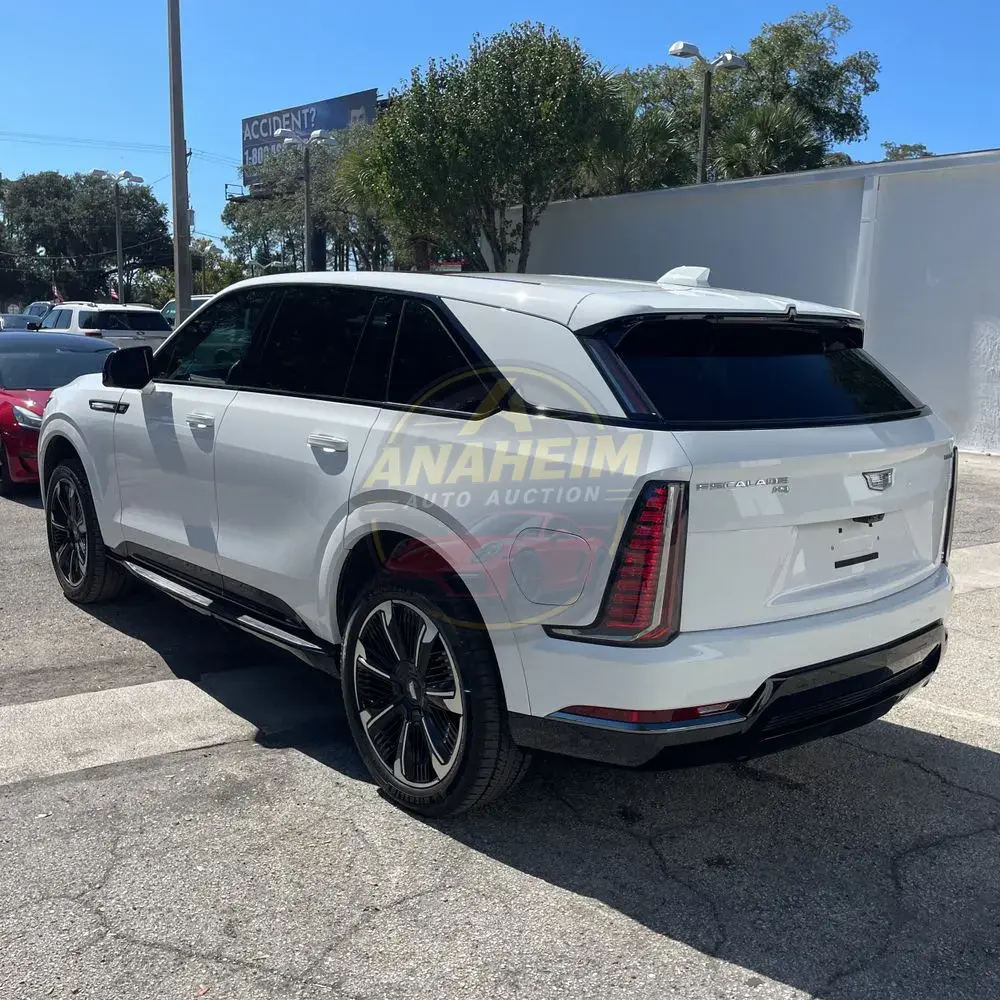 2025 Cadillac Escalade IQ Sport 1