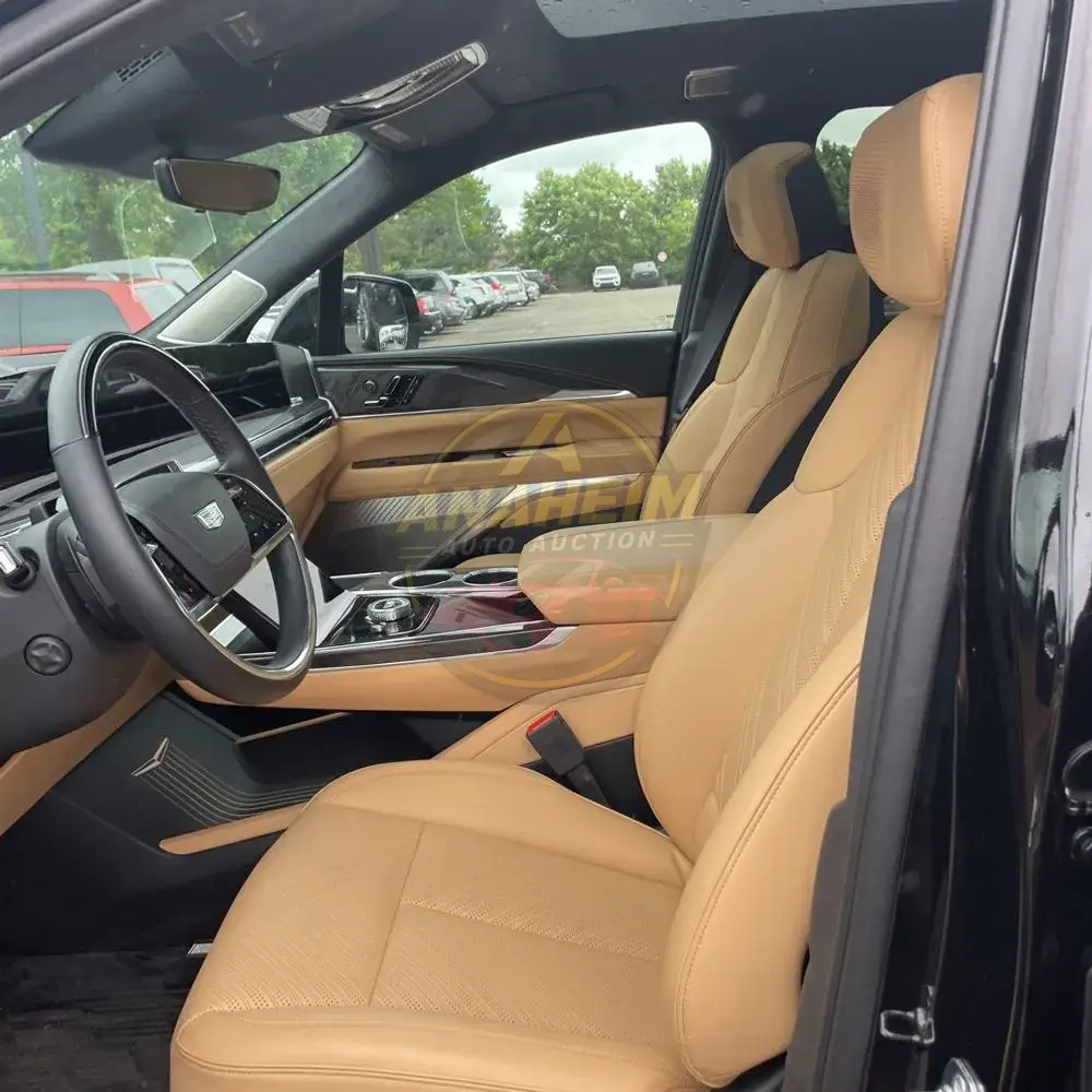 2025 Cadillac Escalade IQ Sport 2