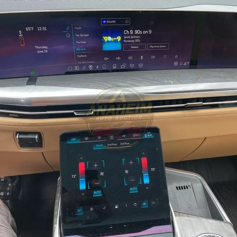 2025 Cadillac Escalade IQ Sport 2