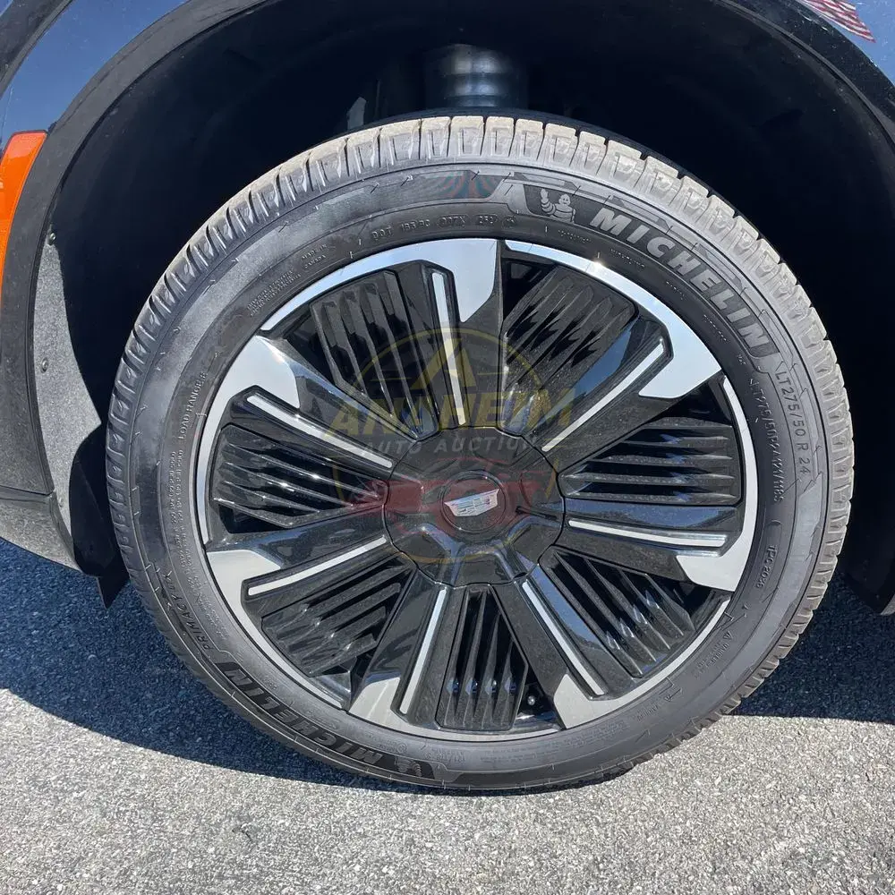 2025 Cadillac Escalade IQ Sport 2