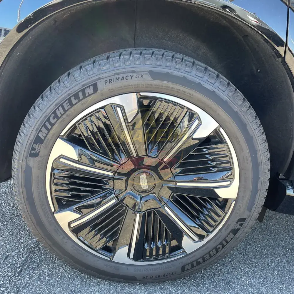 2025 Cadillac Escalade IQ Sport 2