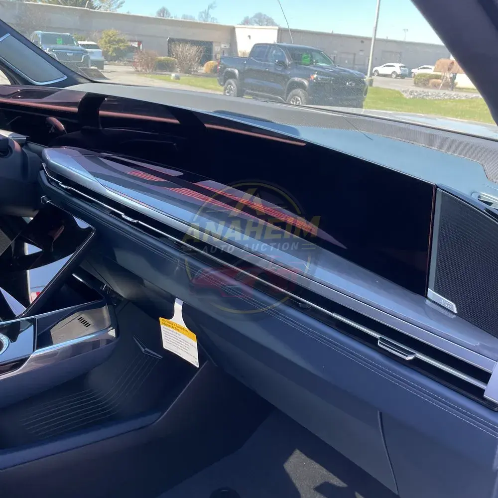 2025 Cadillac Escalade IQ Sport 2