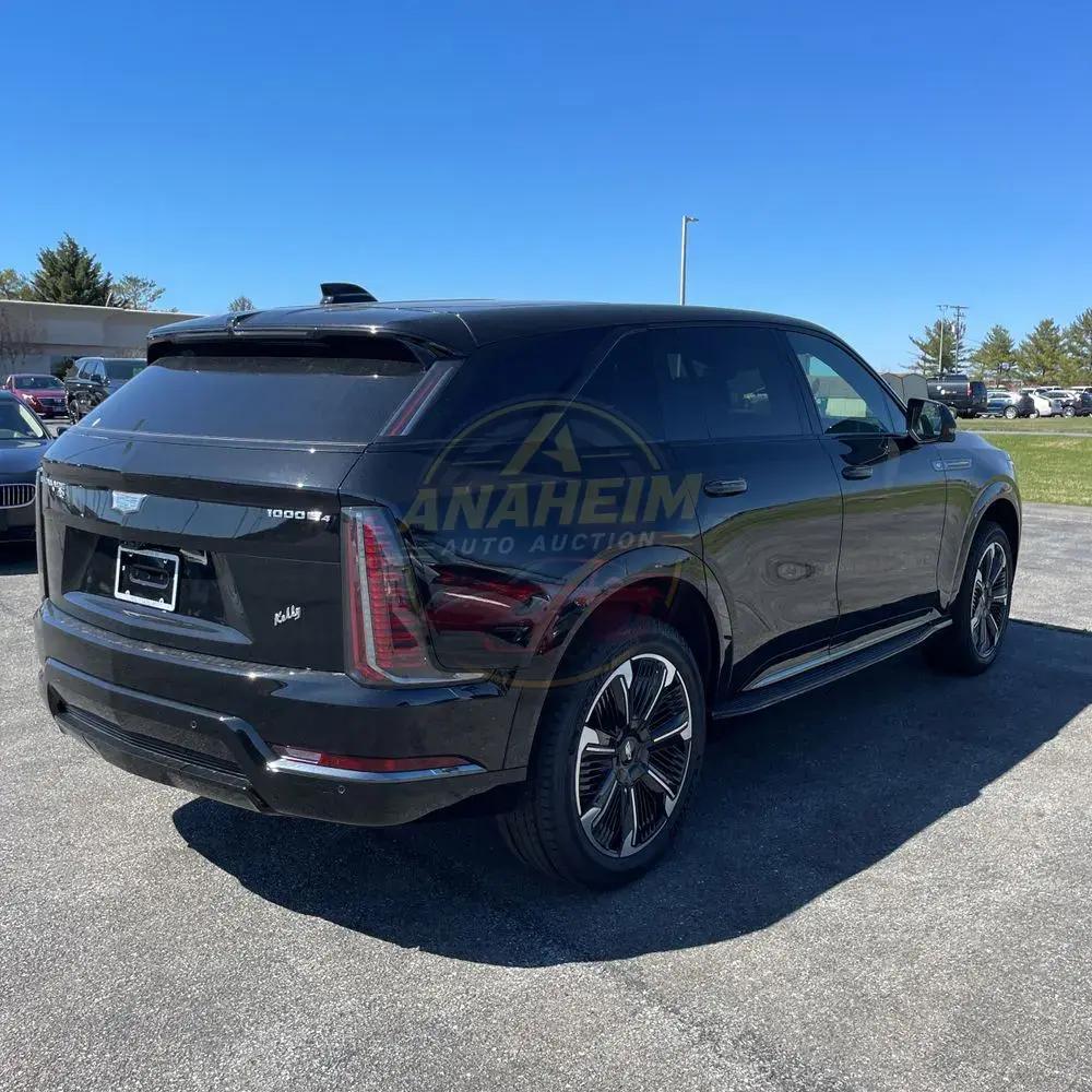 2025 Cadillac Escalade IQ Sport 2