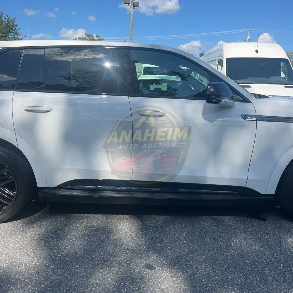 2025 Cadillac Escalade IQ Sport 2