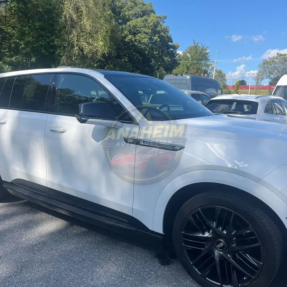 2025 Cadillac Escalade IQ Sport 2