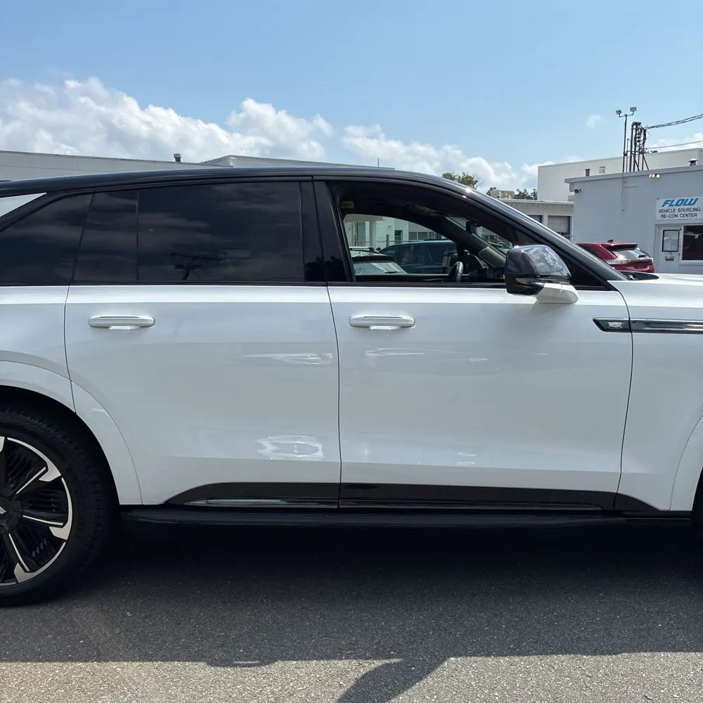 2025 Cadillac Escalade IQ Sport 2