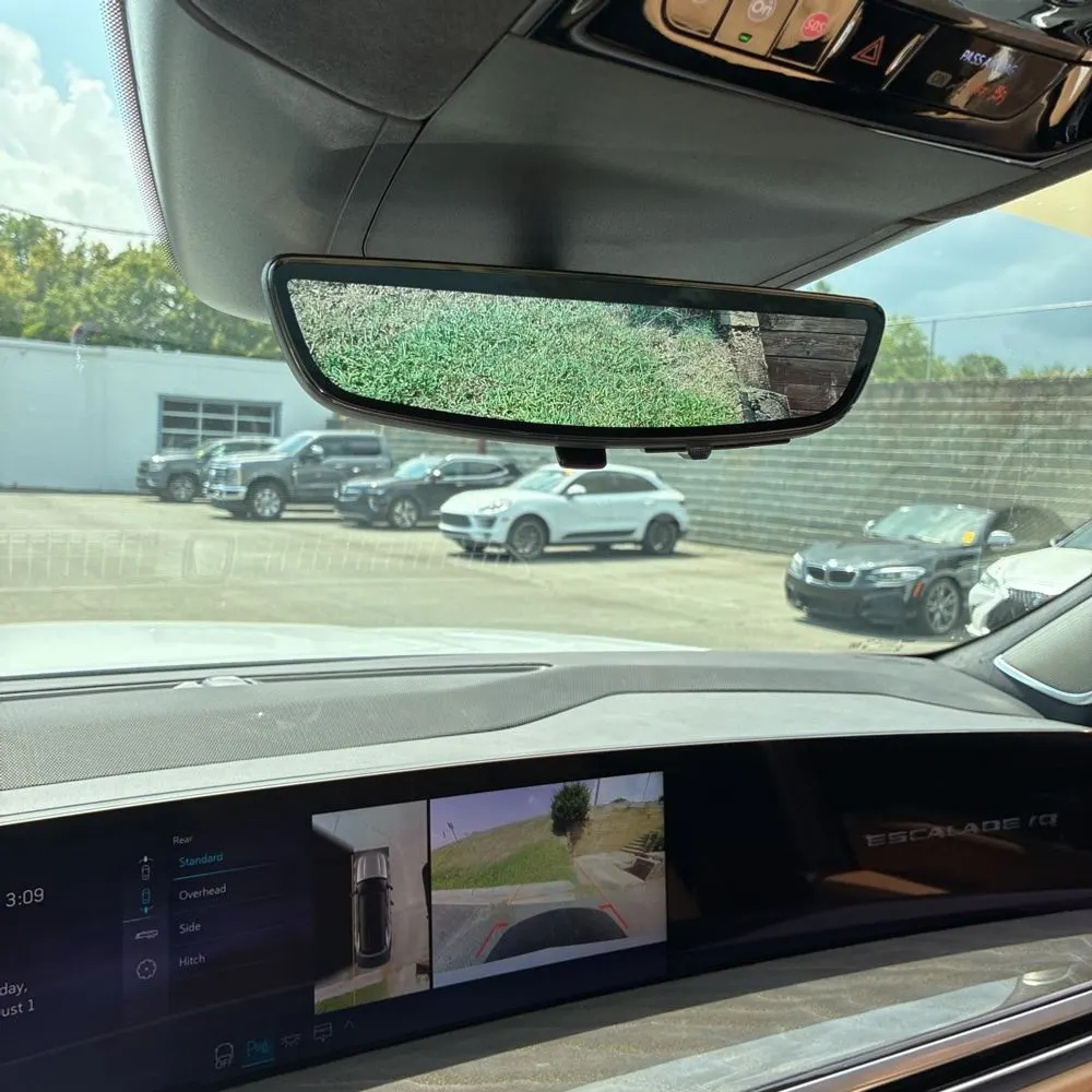 2025 Cadillac Escalade IQ Sport 2