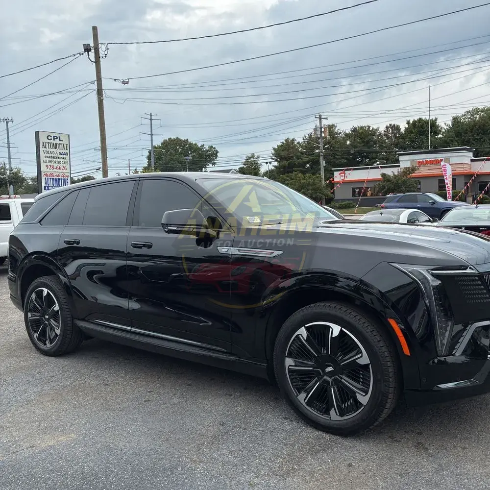 2025 Cadillac Escalade IQ Sport 2