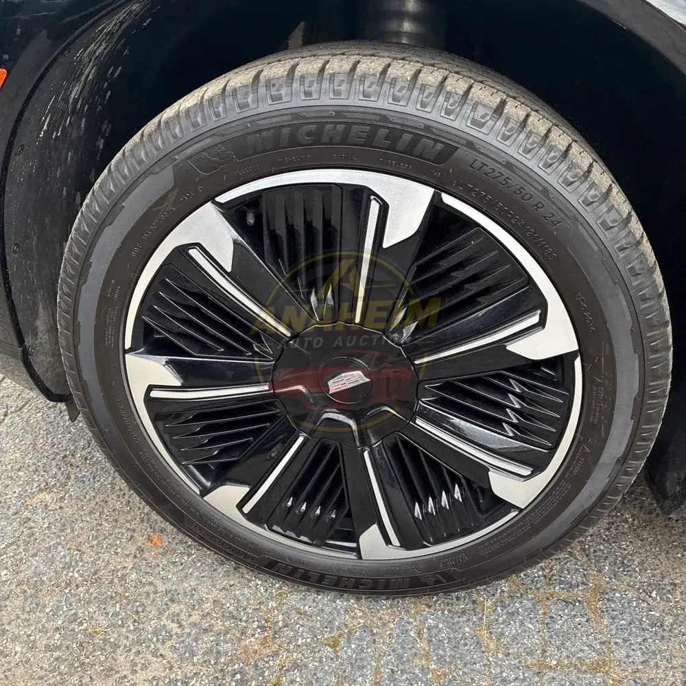 2025 Cadillac Escalade IQ Sport 2
