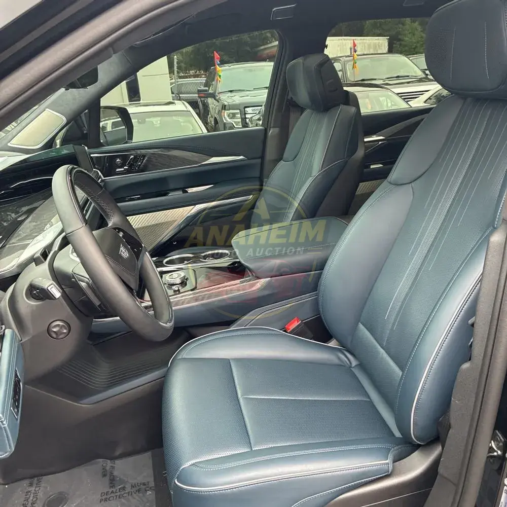 2025 Cadillac Escalade IQ Sport 2