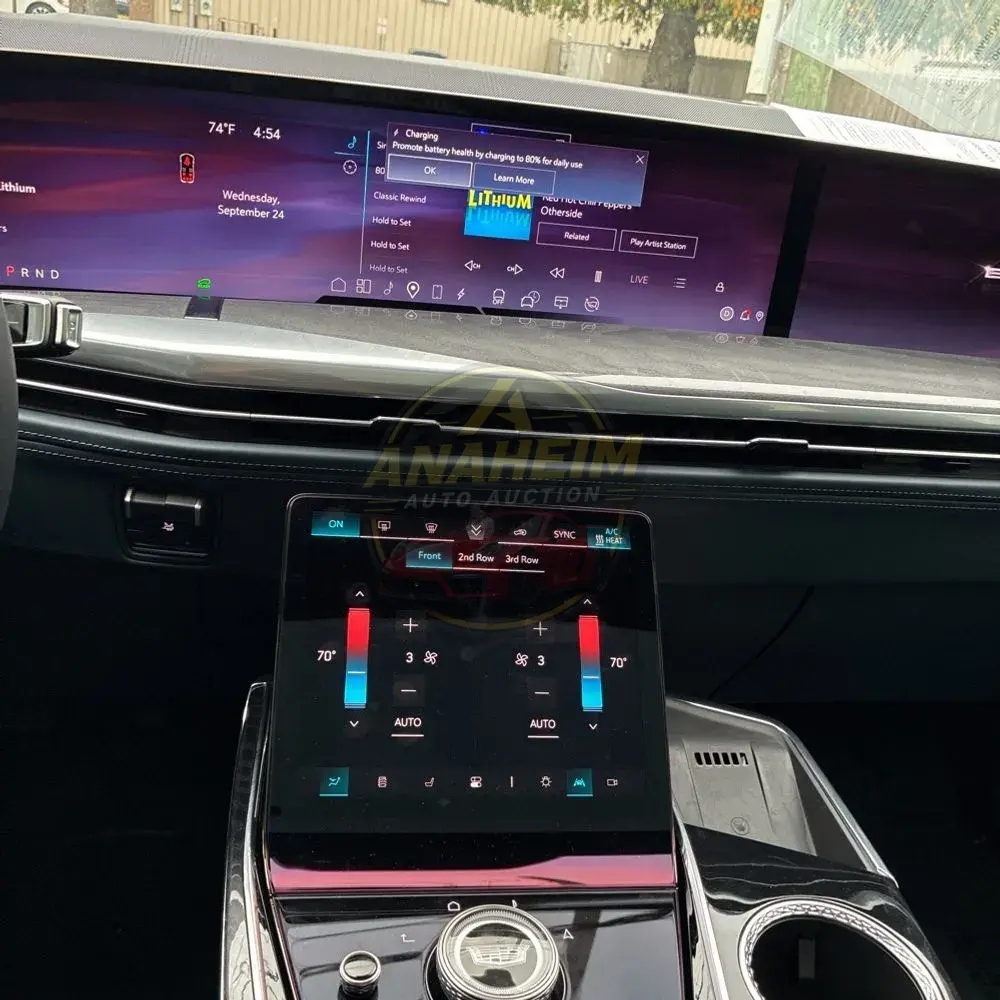 2025 Cadillac Escalade IQ Sport 2